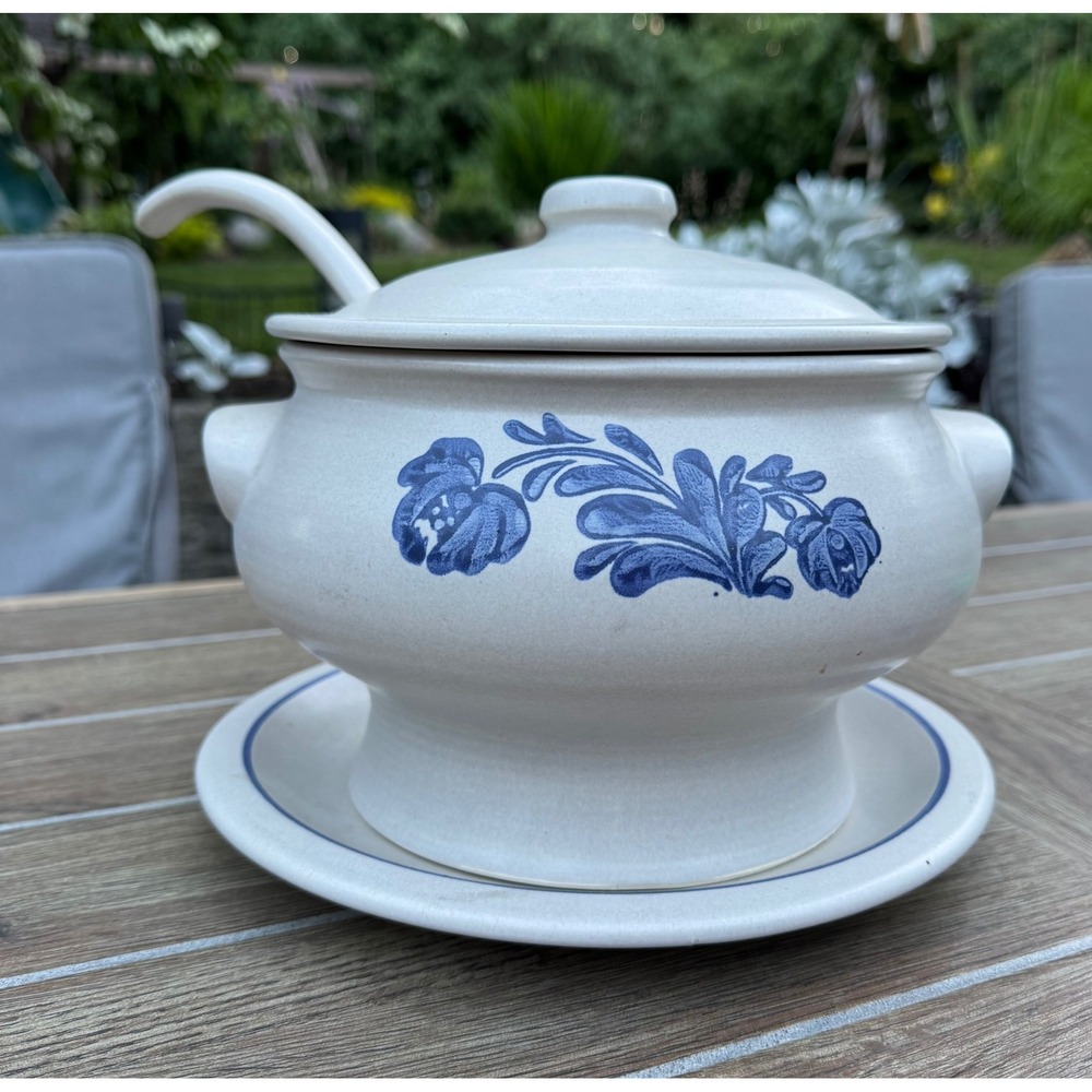 Vintage Pfaltzgraff Yorktowne Soup Tureen Complete With Lid Ladle & Underplate